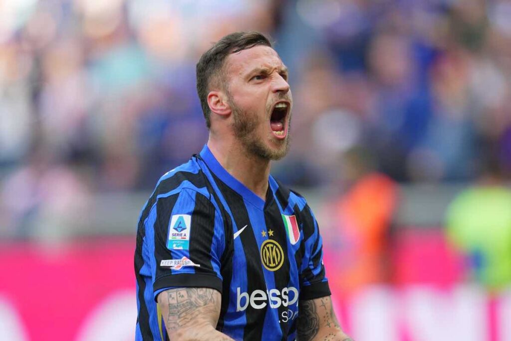L'esultanza di Arnautovic dopo il gol