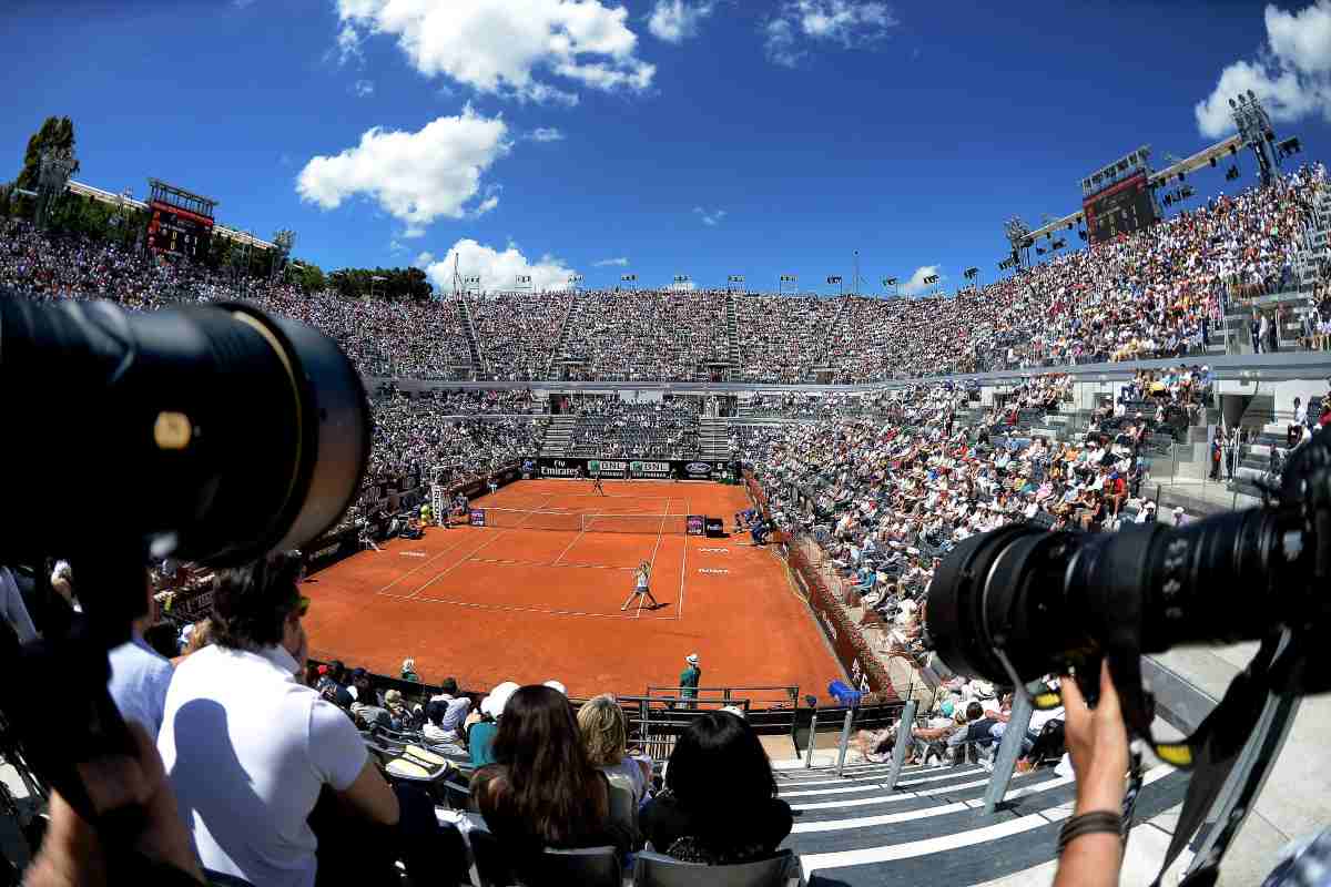 Il Centrale del Foro Italico affollato di tifosi