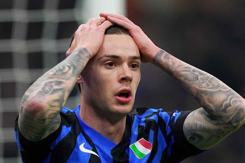 Zalewski sconsolato al termine di un'azione