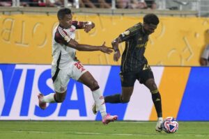 Alex Sandro