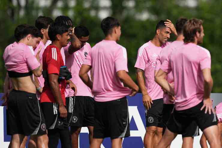 Allenamento a porte chiuse dell'inter Miami