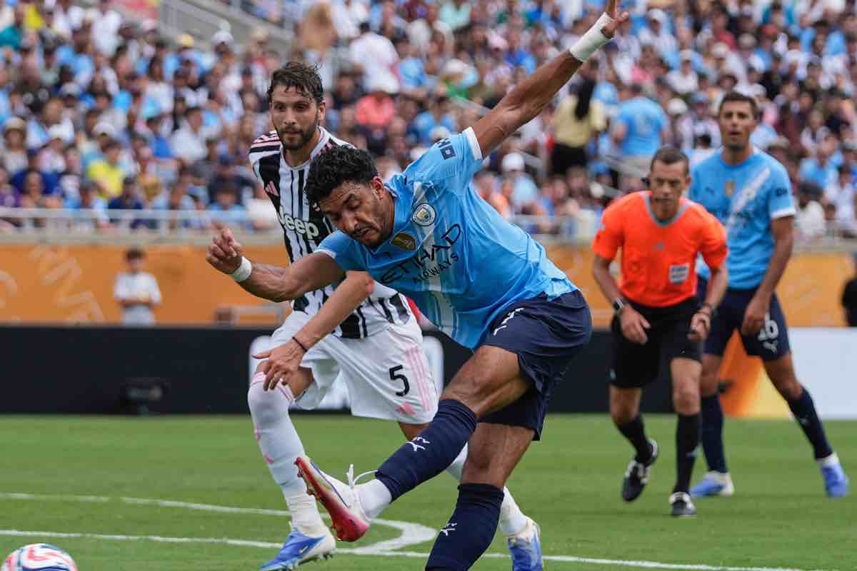 Marmoush scaglia una conclusione nello specchio di porta difeso da Di Gregorio