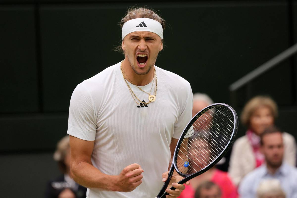 Zverev esulta energicamente a Wimbledon