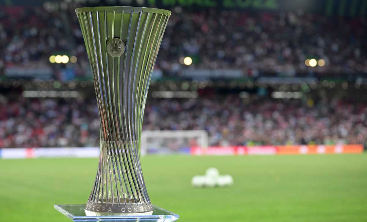 Il trofeo della Conference