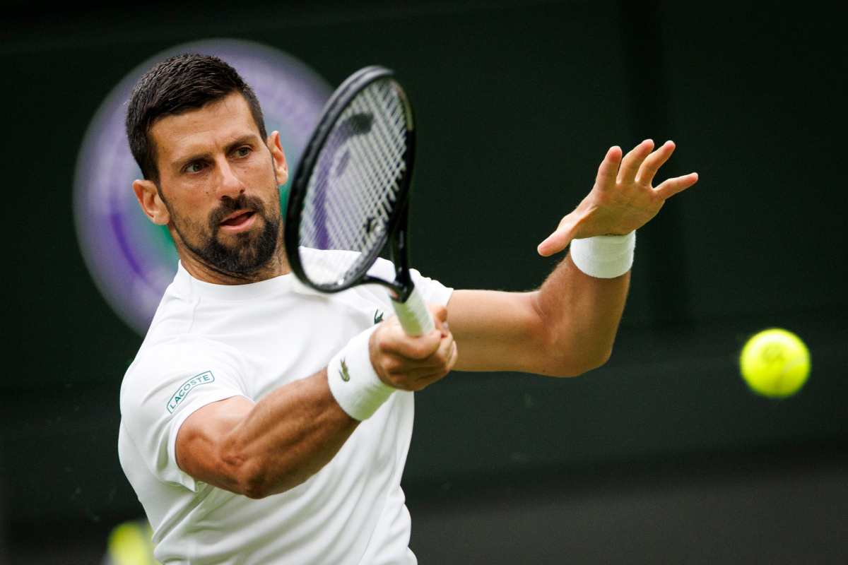 Djokovic impegnato in allenamento a Wimbledon