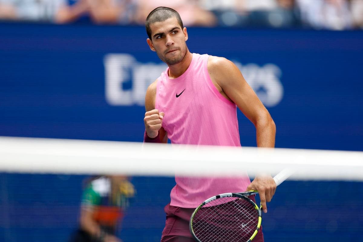 Alcaraz esulta facendo il pugno allo US Open
