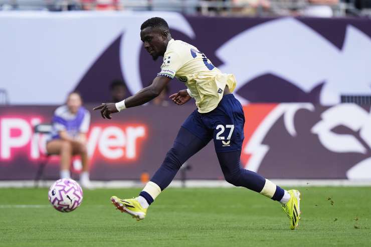 Gueye pronto a calciare in porta