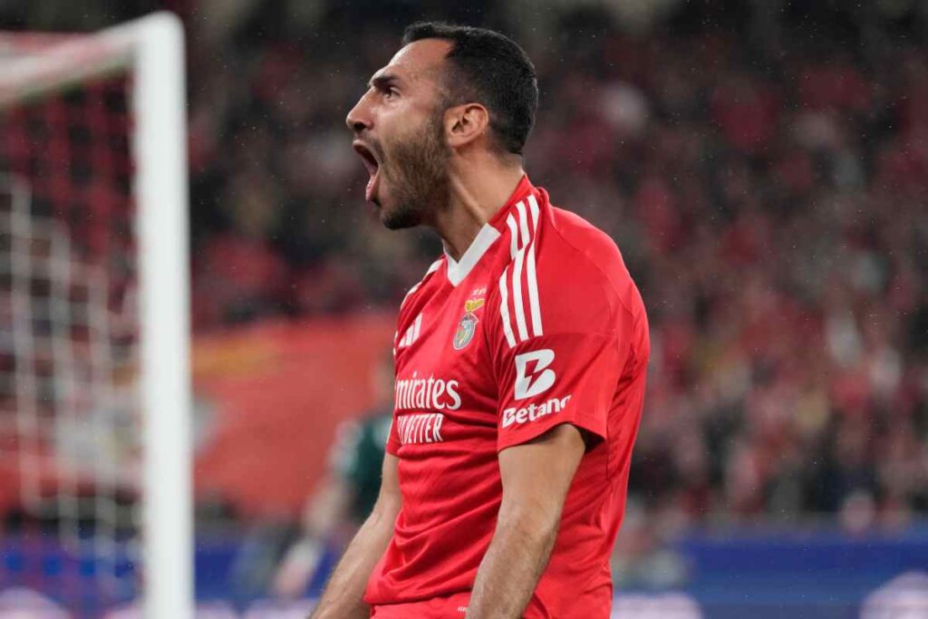 Esultanza rabbiosa di Pavlidis dopo il gol