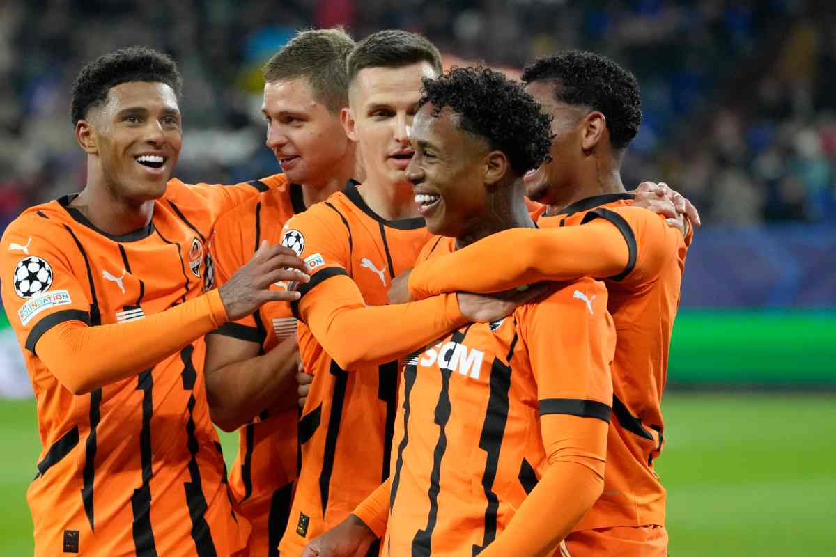 Tutta la gioia dei calciatori dello Shakhtar