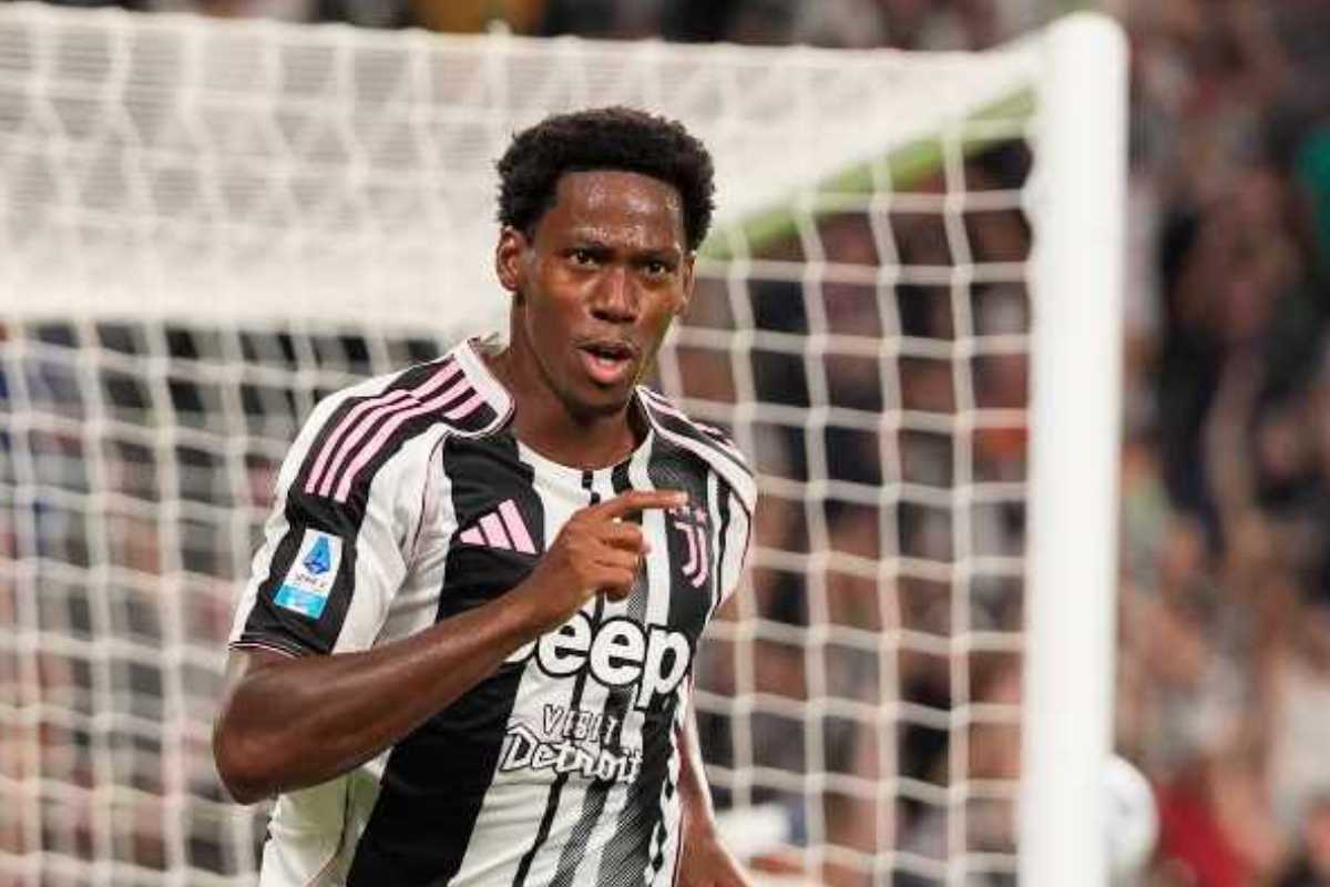 David esulta dopo la rete