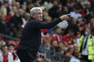 Steve Bruce dà indicazioni