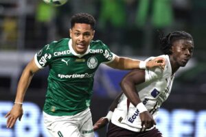 Vitor Roque sbraccia sul suo diretto marcatore