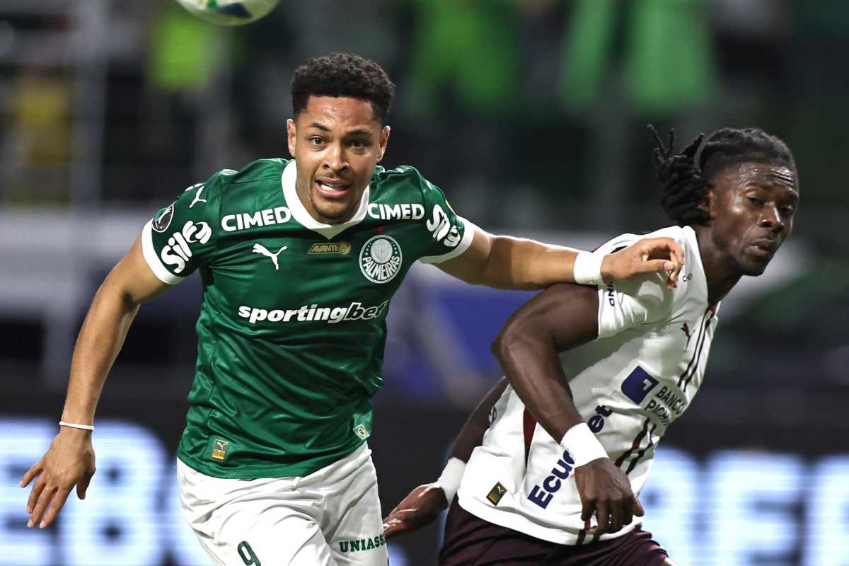 Vitor Roque sbraccia sul suo diretto marcatore