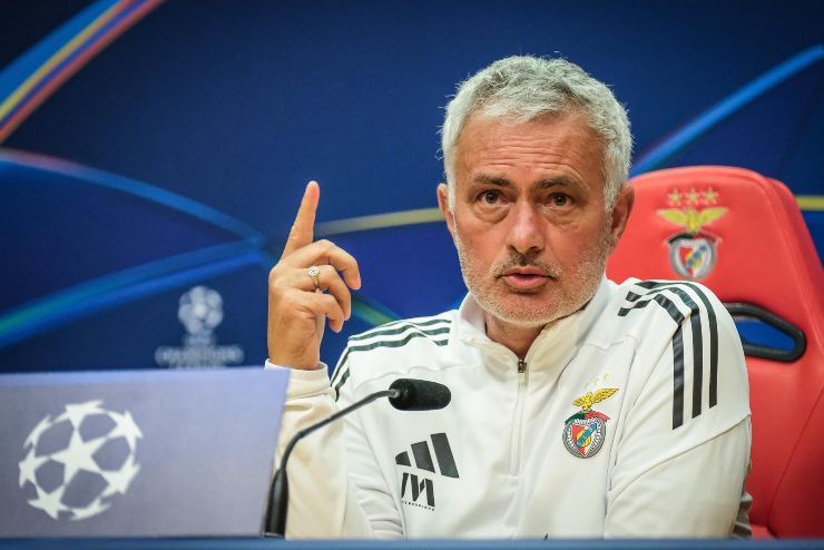 Mourinho parla in conferenza stampa