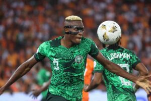 Victor Osimhen pregusta una buona occasione da gol