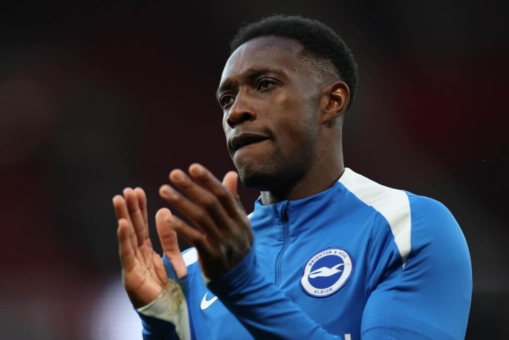 Welbeck applaude il suo pubblico